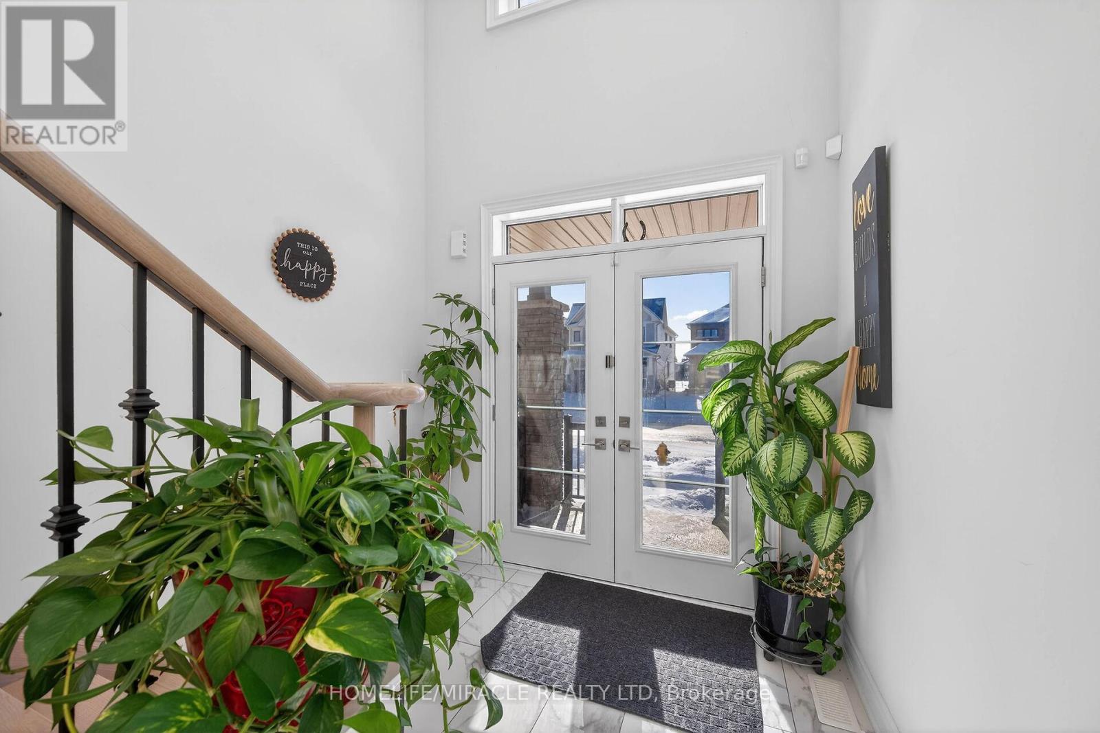 12 Rainbow Drive, Haldimand, ON - Indoor Photo Showing Other Room