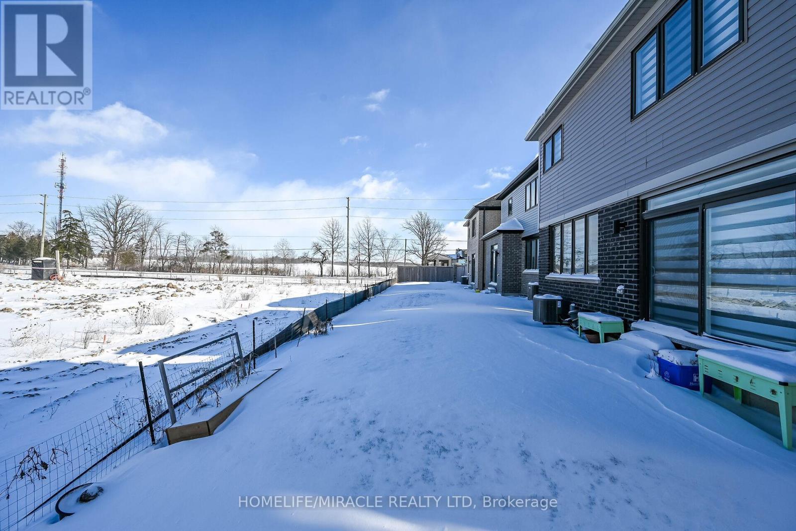 12 Rainbow Drive, Haldimand, ON - Outdoor