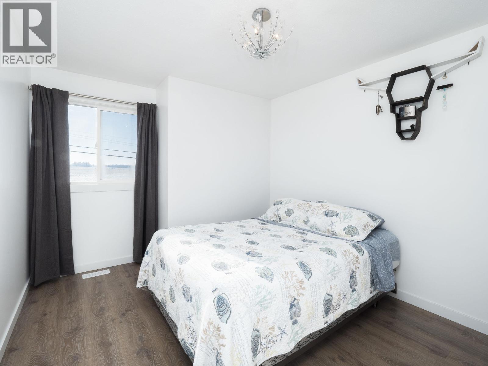 4622 Giscome Road, Prince George, BC - Indoor Photo Showing Bedroom