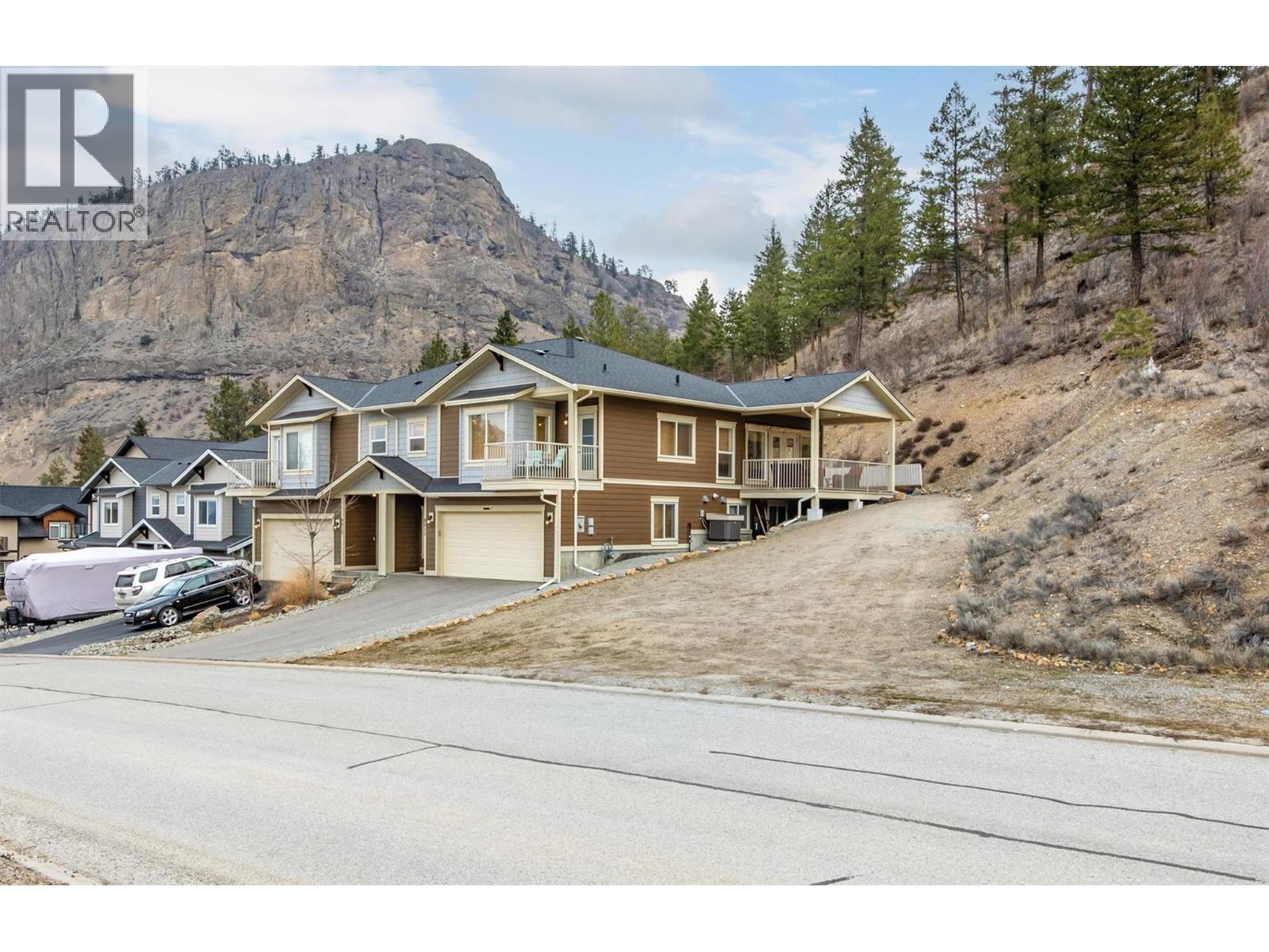 8011 Pierre Drive, Summerland, BC - Outdoor