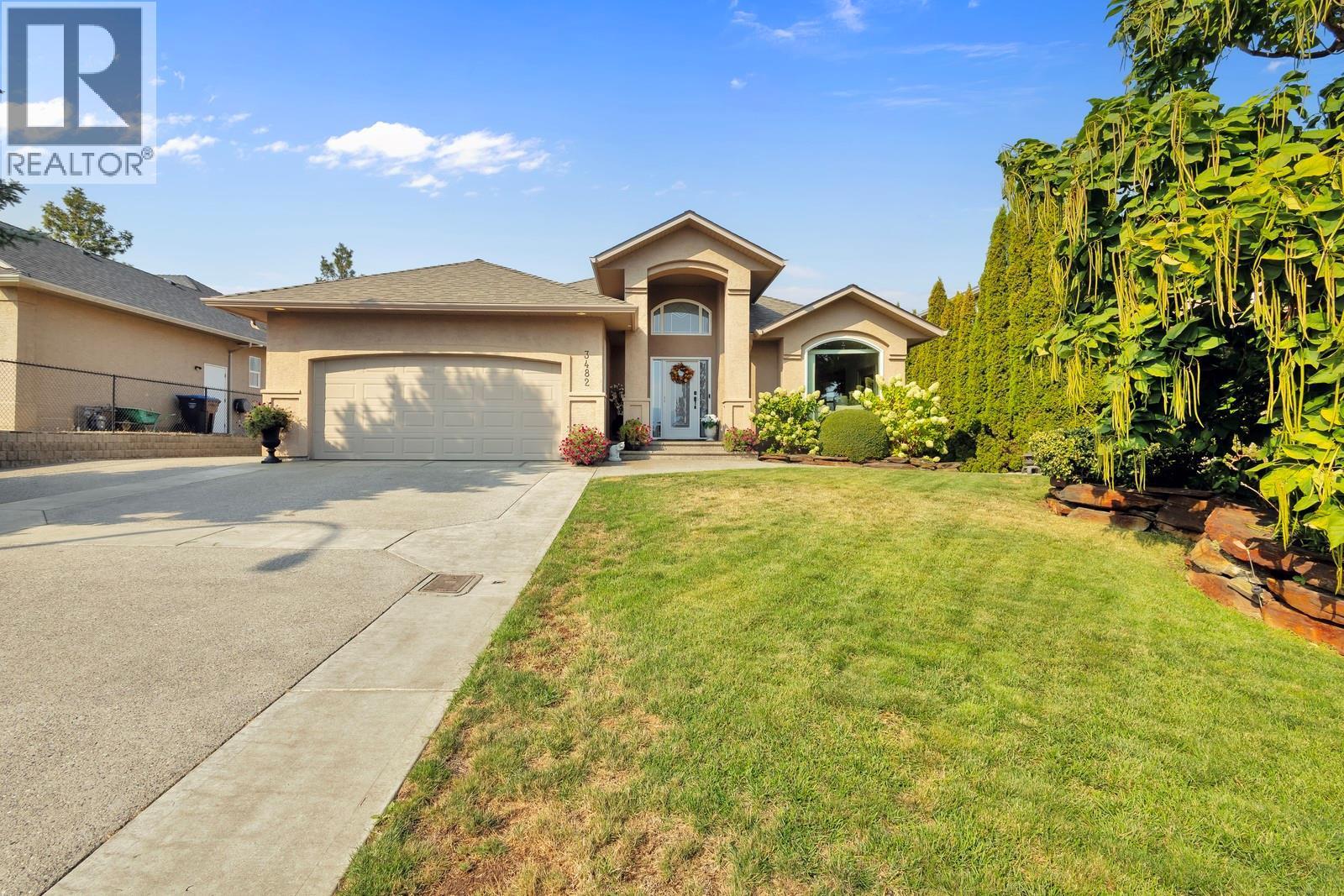 3482 Ridge Boulevard, West Kelowna, BC - Outdoor With Facade