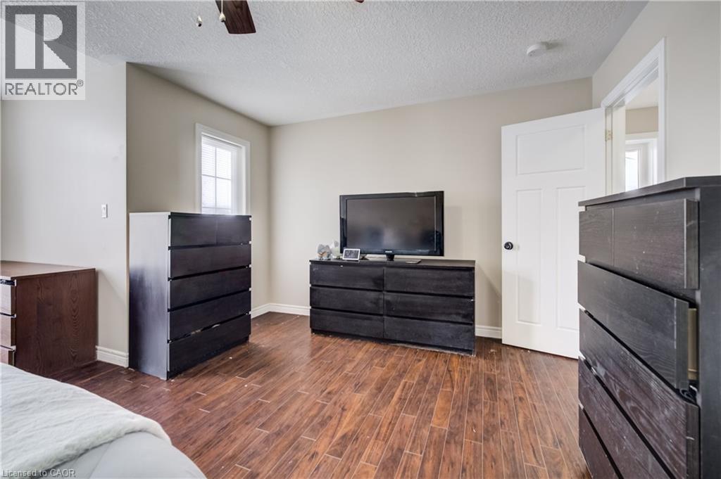 1444 Dunkirk Avenue, Woodstock, ON - Indoor Photo Showing Bedroom