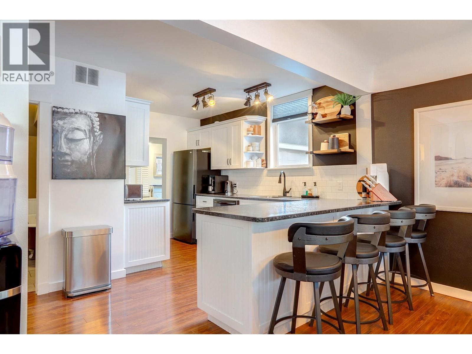 2245 Shuswap Avenue, Lumby, BC - Indoor Photo Showing Kitchen