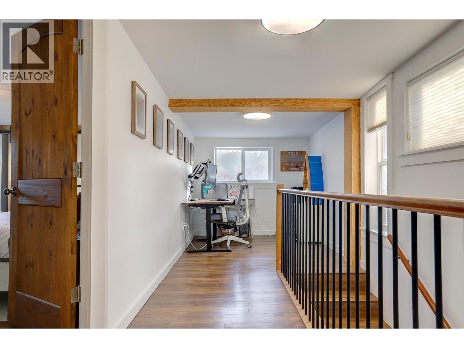 2245 Shuswap Avenue, Lumby, BC - Indoor Photo Showing Other Room