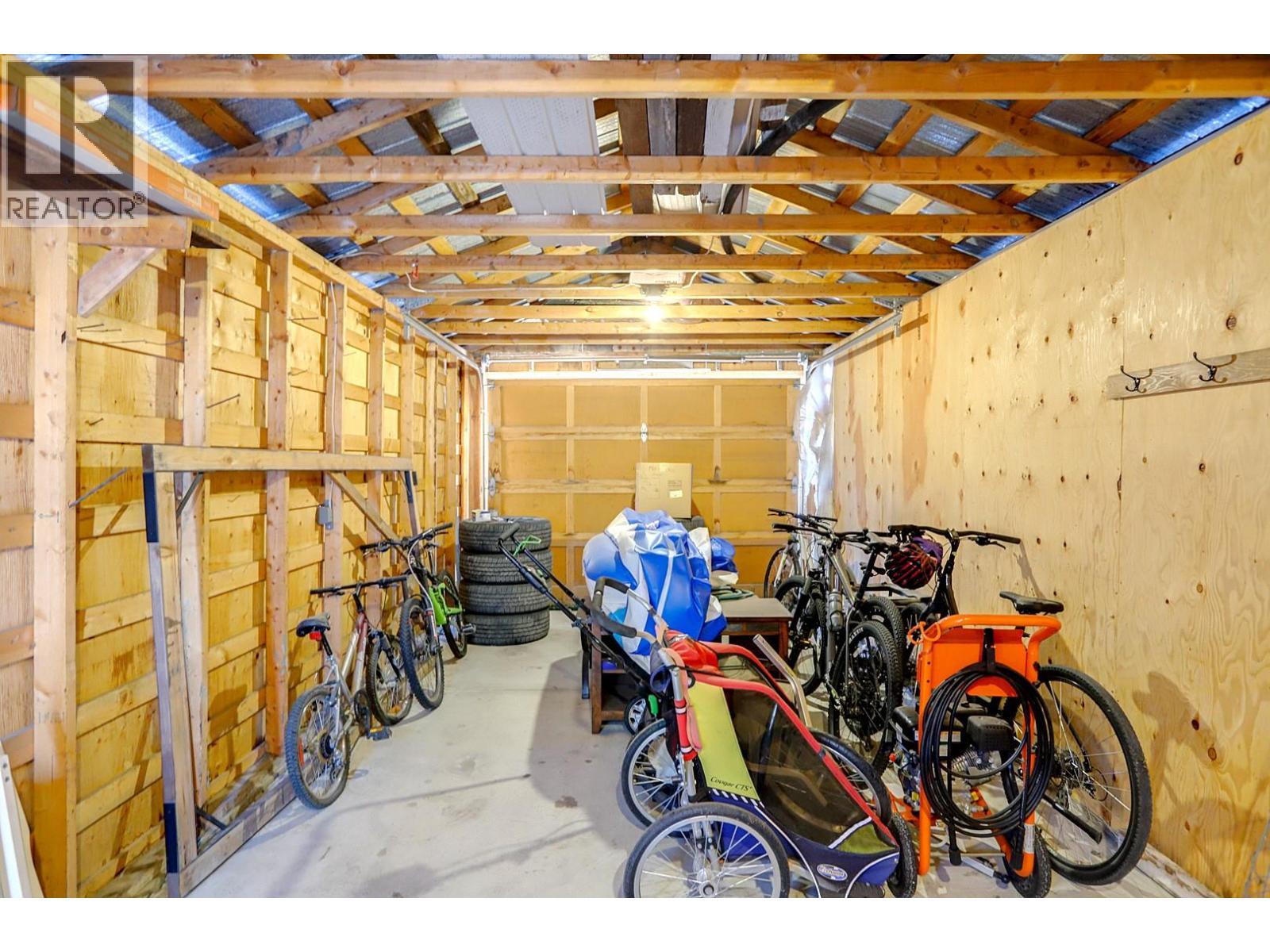 2245 Shuswap Avenue, Lumby, BC - Indoor Photo Showing Basement