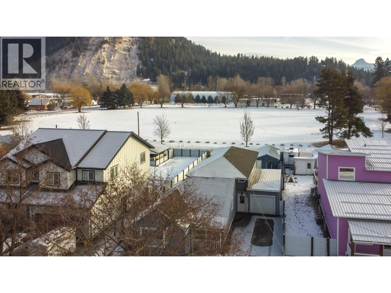 2245 Shuswap Avenue, Lumby, BC - Outdoor With View