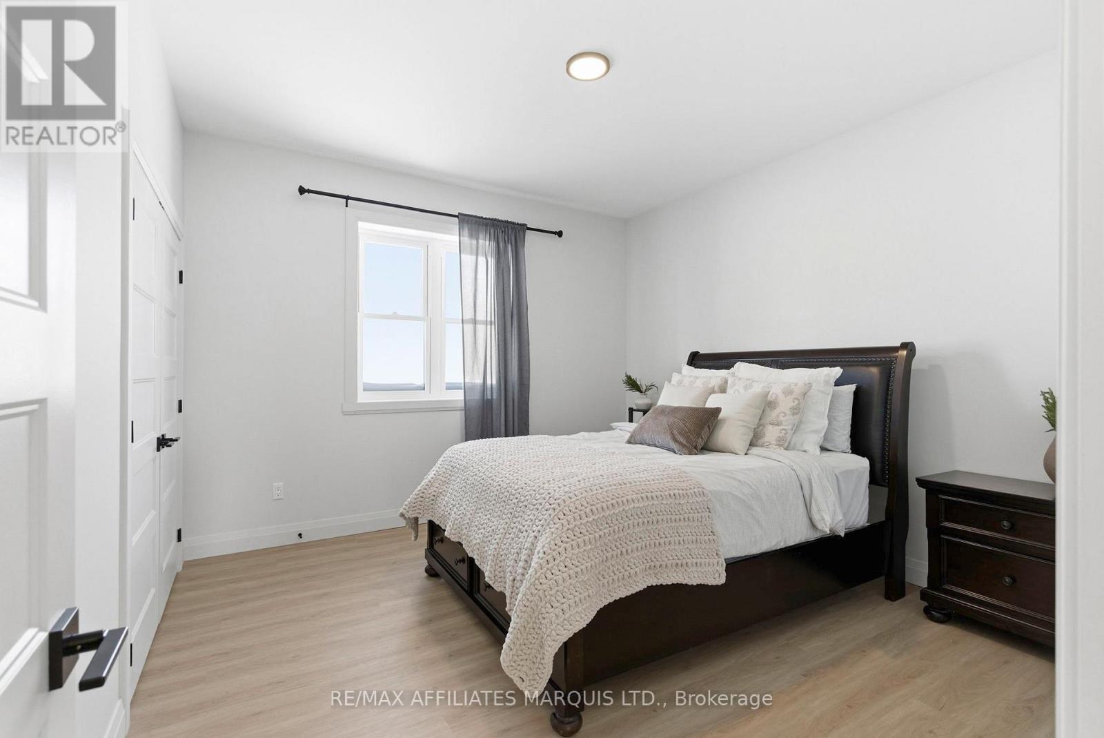 16119 Eamer Road, South Stormont, ON - Indoor Photo Showing Bedroom
