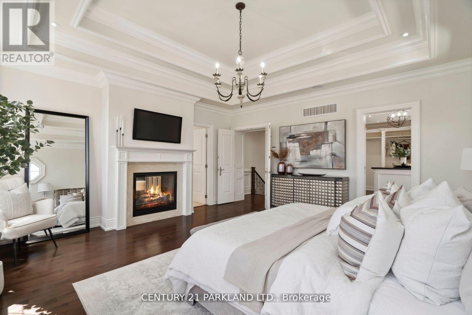 337 Kingsdale Avenue, Toronto, ON - Indoor Photo Showing Bedroom With Fireplace