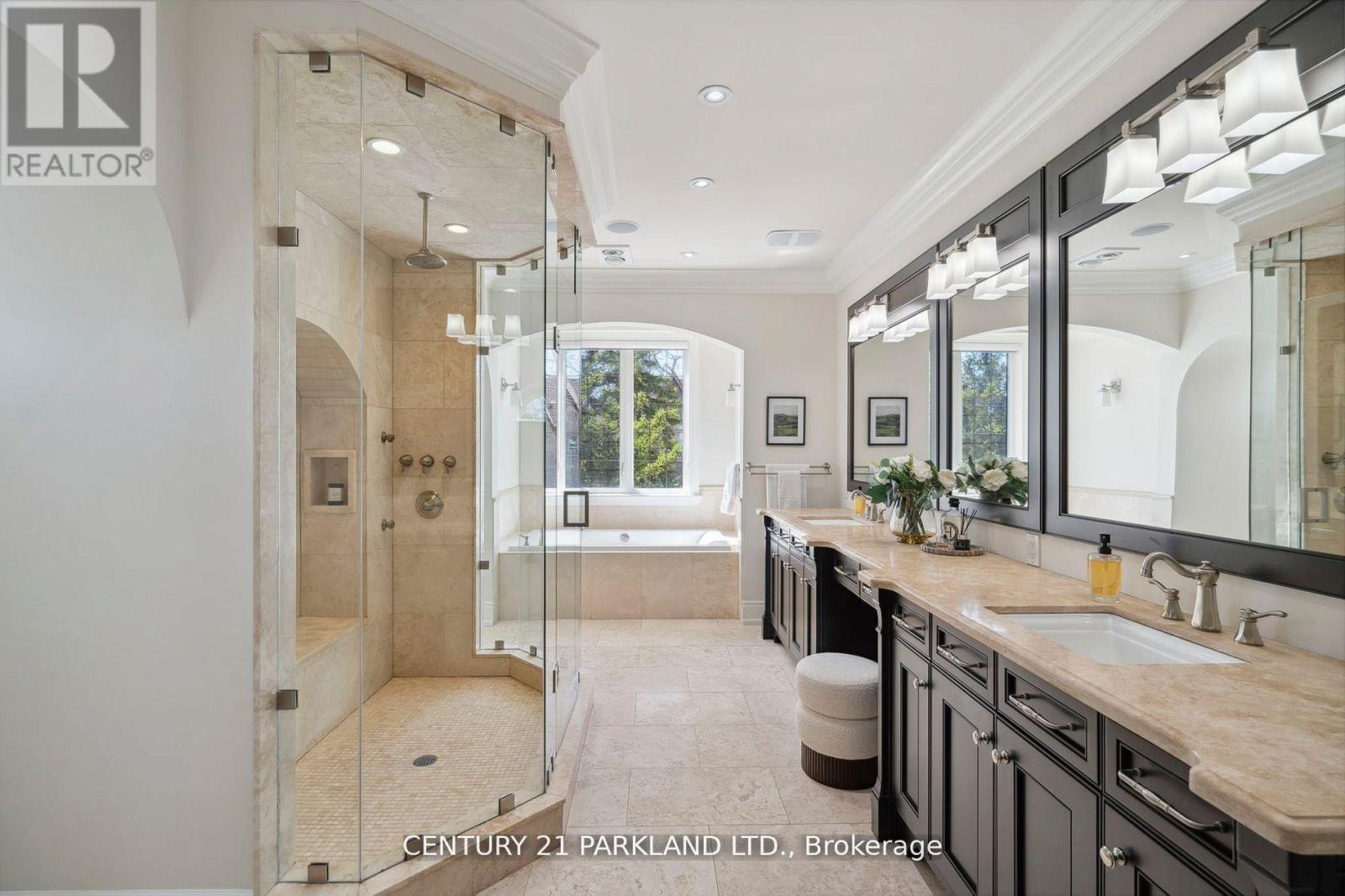 337 Kingsdale Avenue, Toronto, ON - Indoor Photo Showing Bathroom