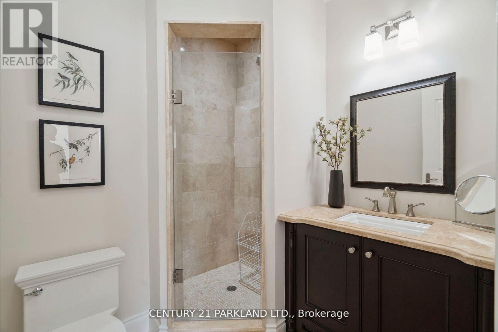 337 Kingsdale Avenue, Toronto, ON - Indoor Photo Showing Bathroom