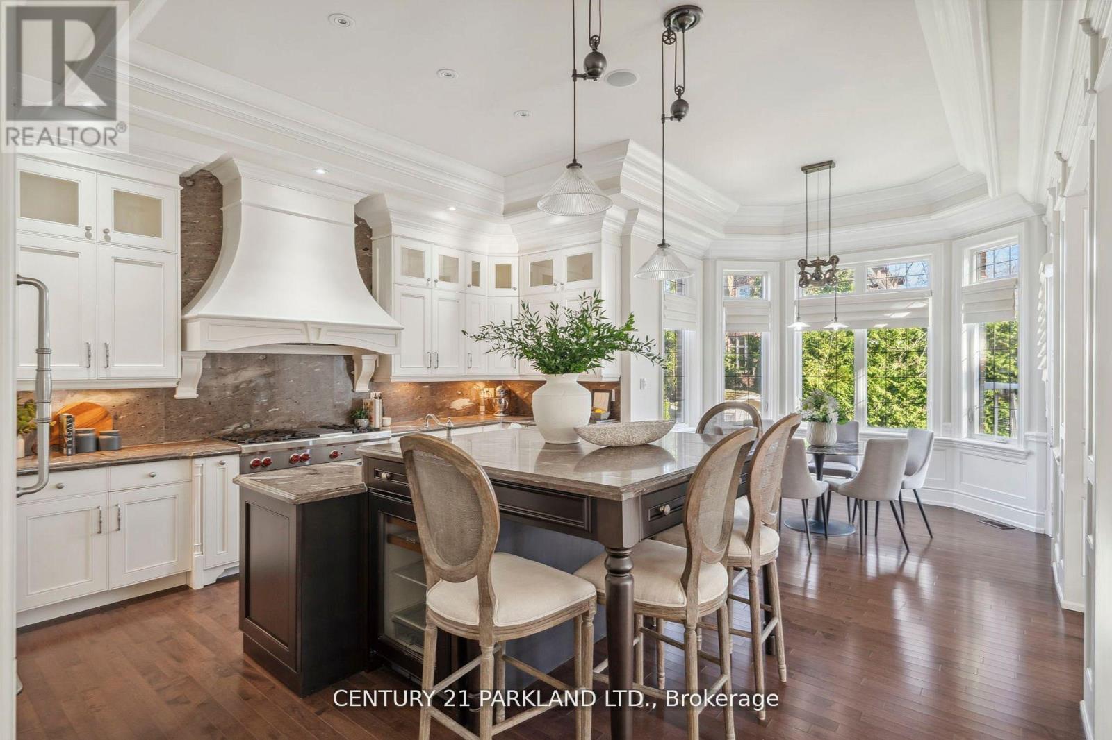 337 Kingsdale Avenue, Toronto, ON - Indoor