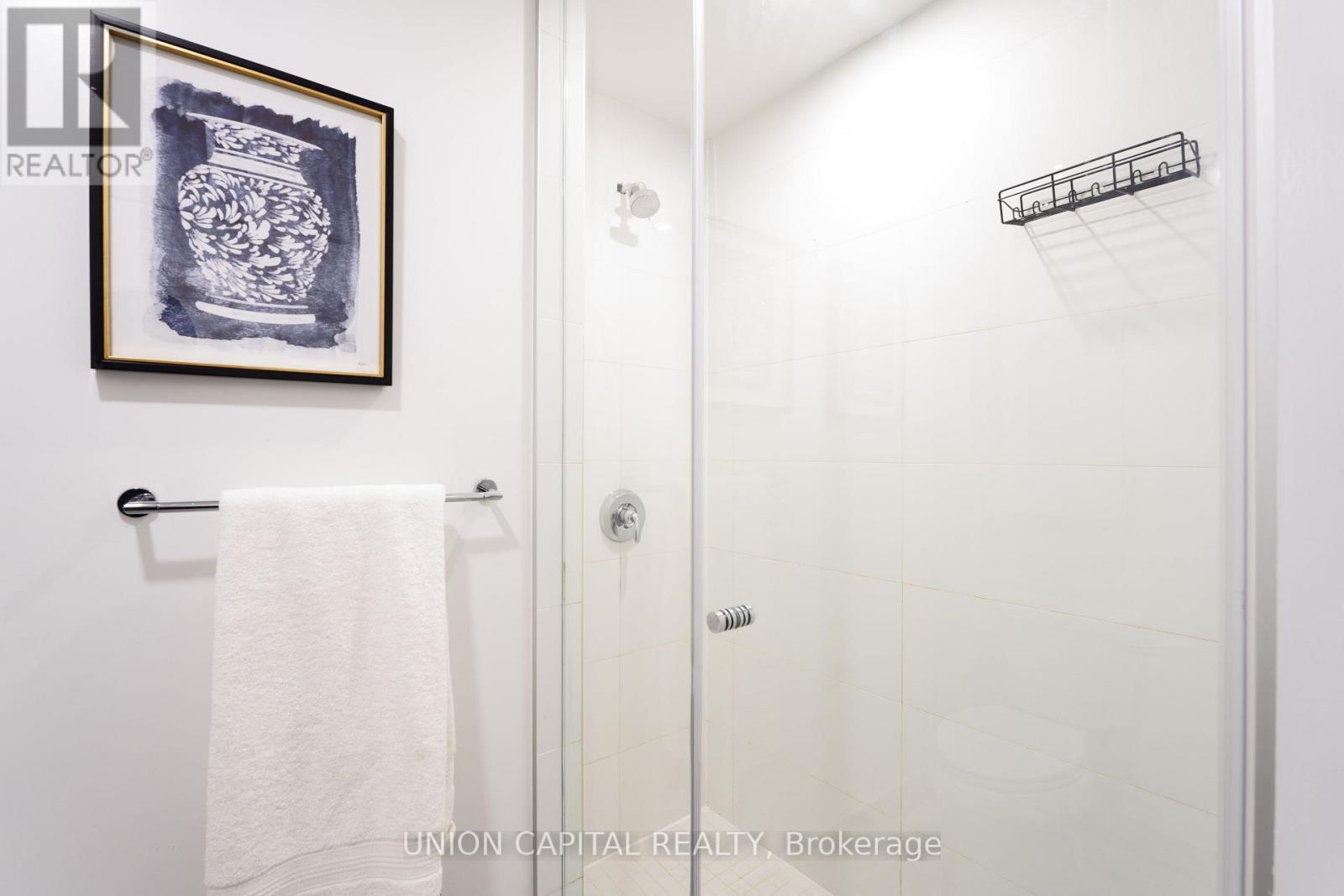 513 - 50 O'Neill Road, Toronto, ON - Indoor Photo Showing Bathroom