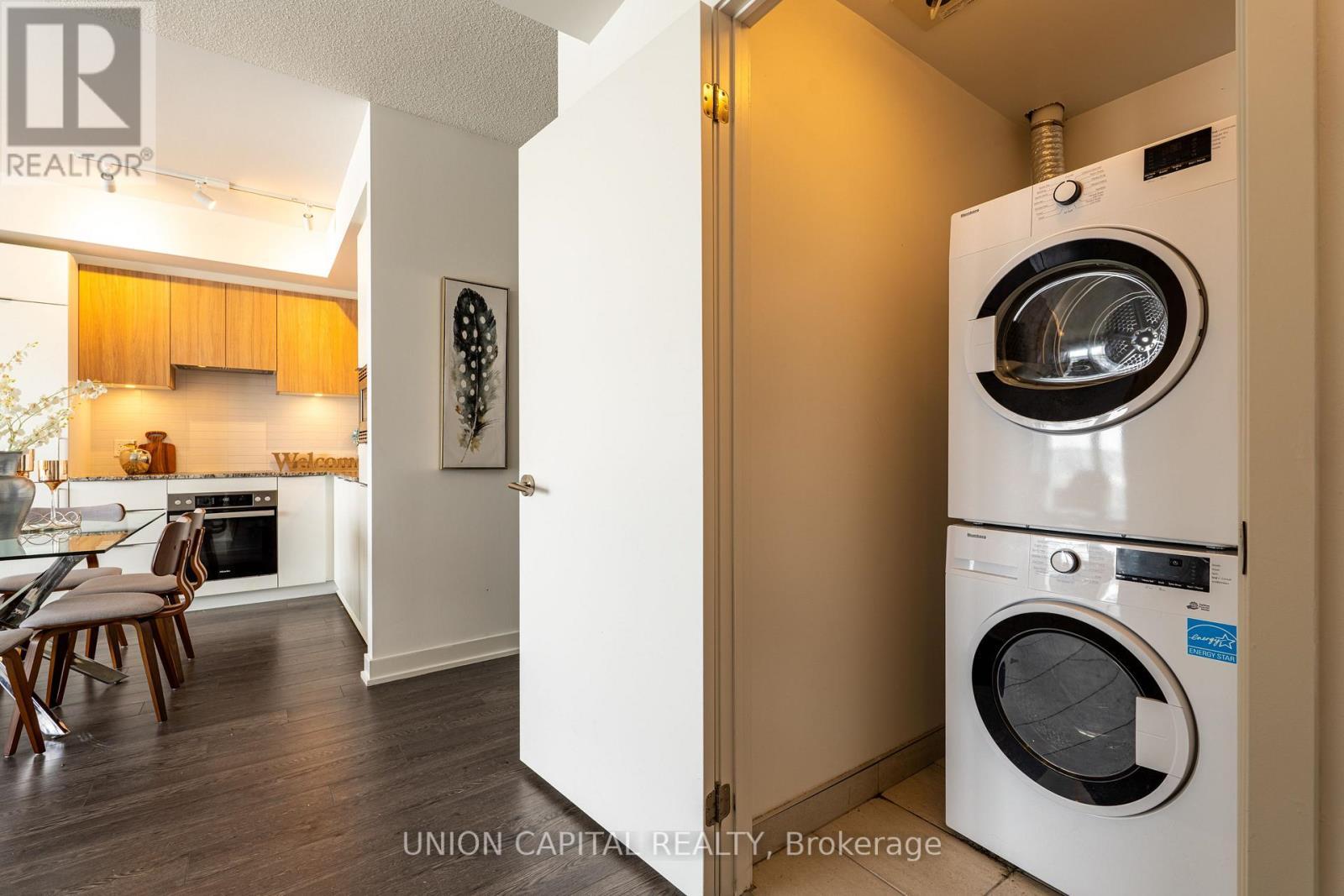 513 - 50 O'Neill Road, Toronto, ON - Indoor Photo Showing Laundry Room