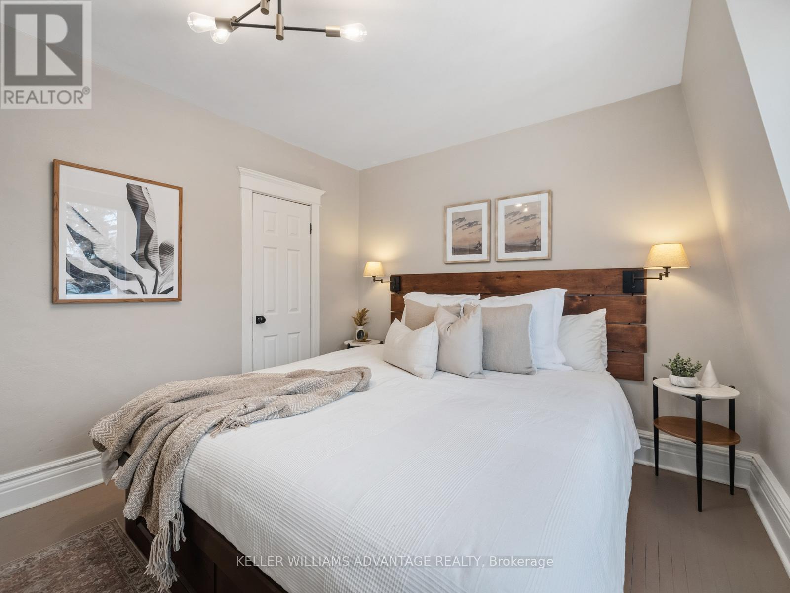 9 Condor Avenue, Toronto, ON - Indoor Photo Showing Bedroom