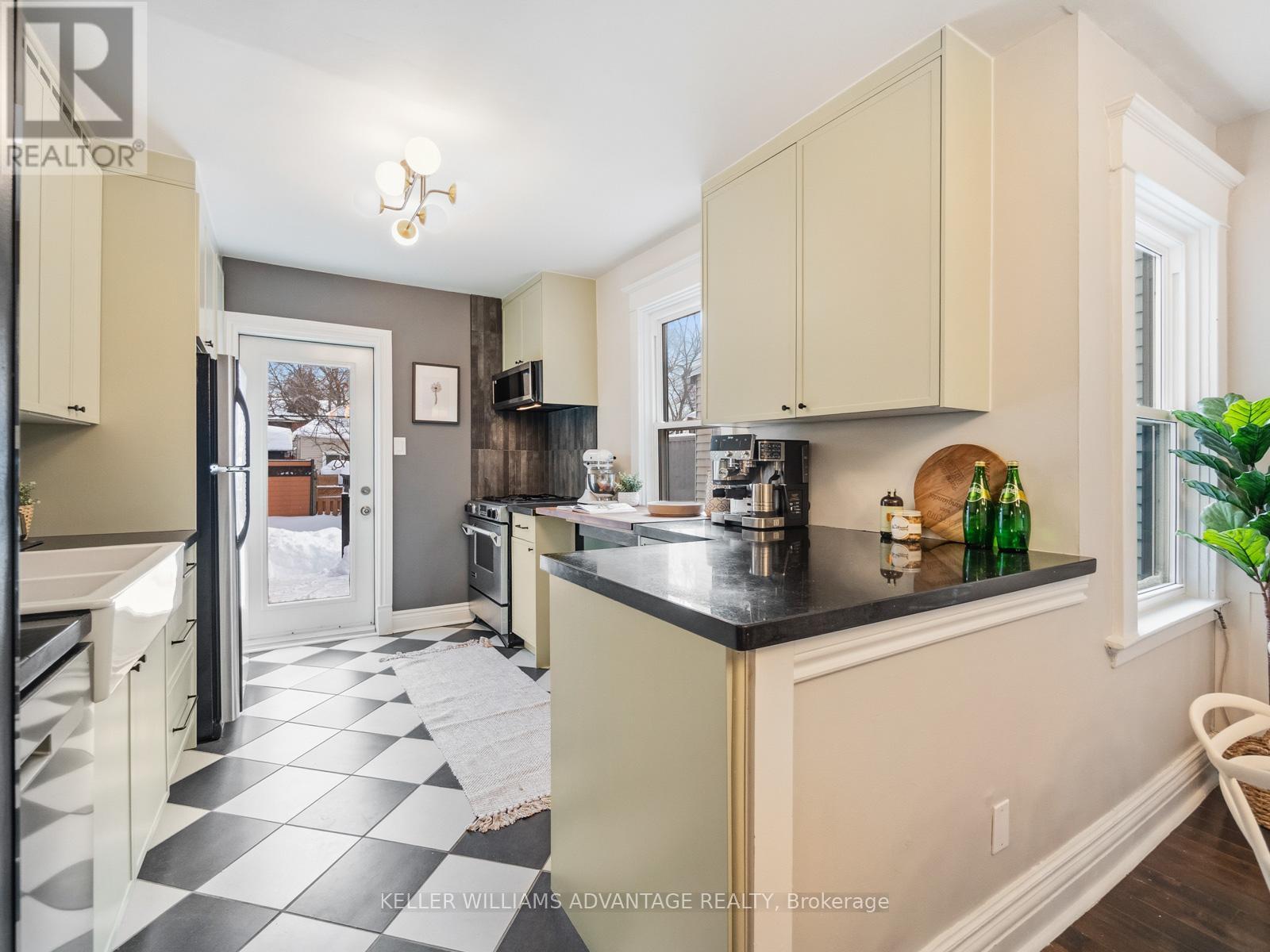 9 Condor Avenue, Toronto, ON - Indoor Photo Showing Kitchen
