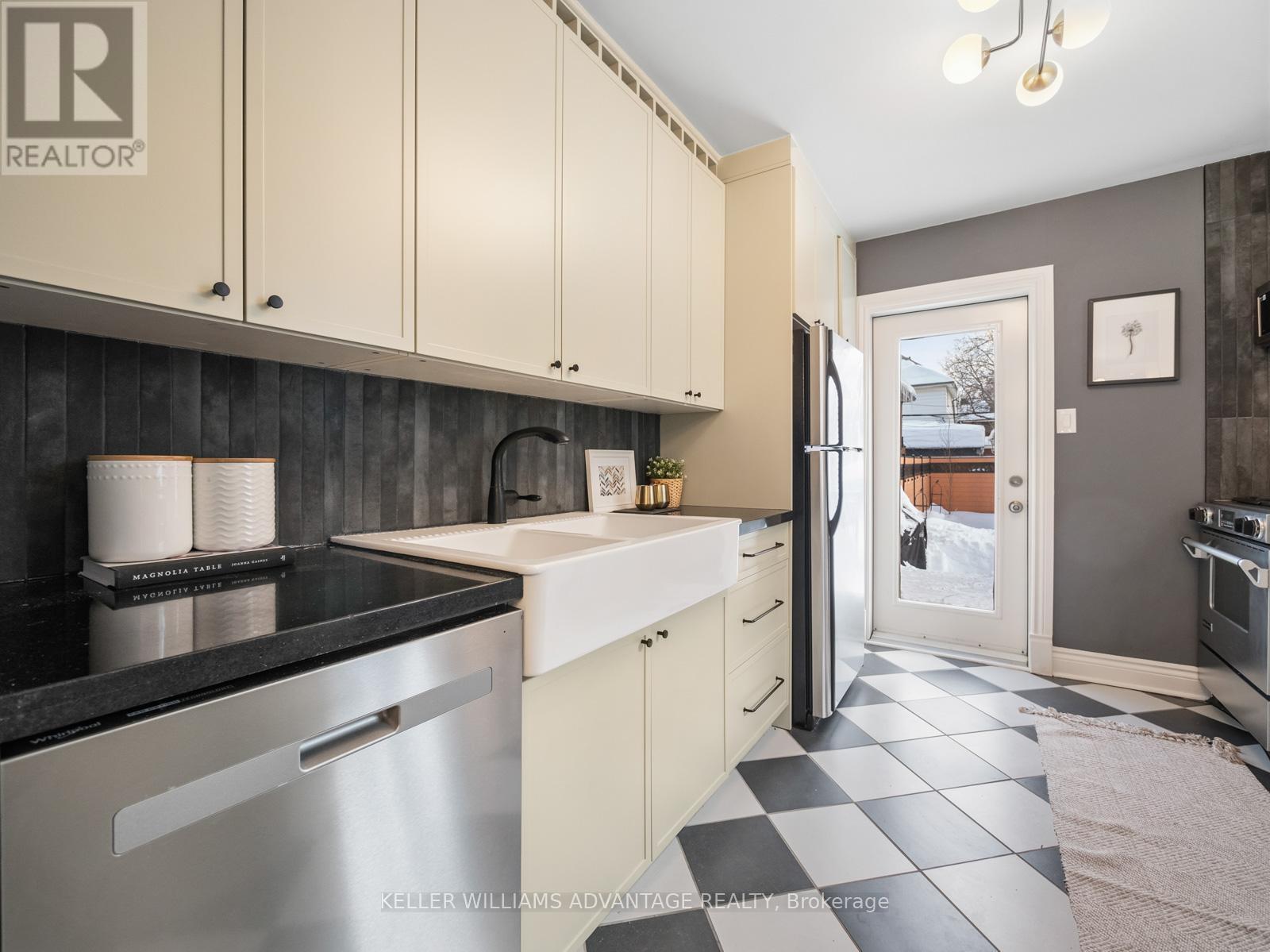 9 Condor Avenue, Toronto, ON - Indoor Photo Showing Kitchen