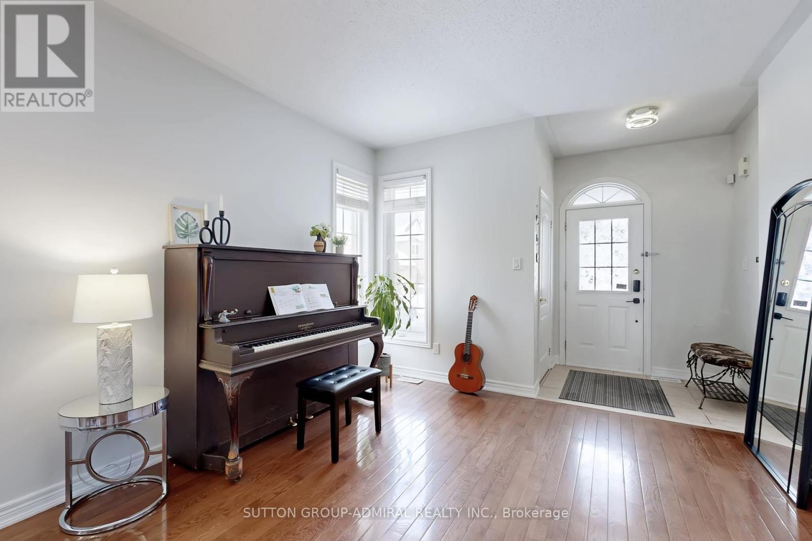 98 Dewpoint Road, Vaughan, ON - Indoor Photo Showing Other Room