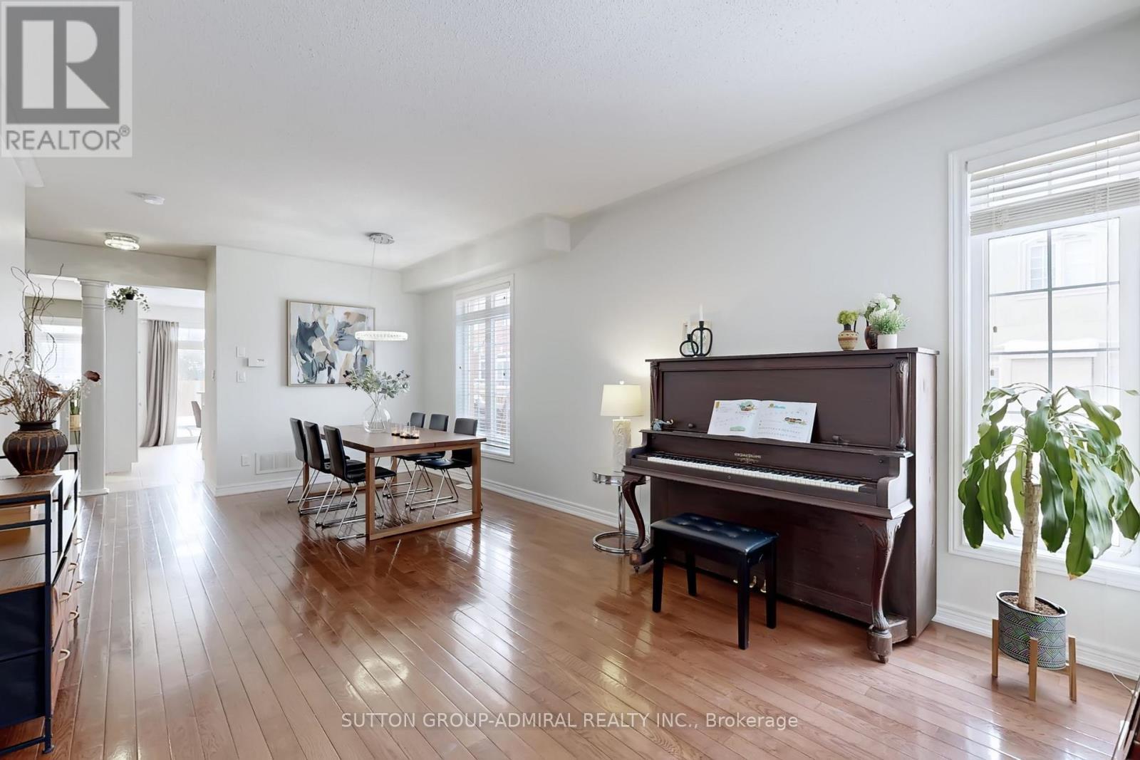 98 Dewpoint Road, Vaughan, ON - Indoor