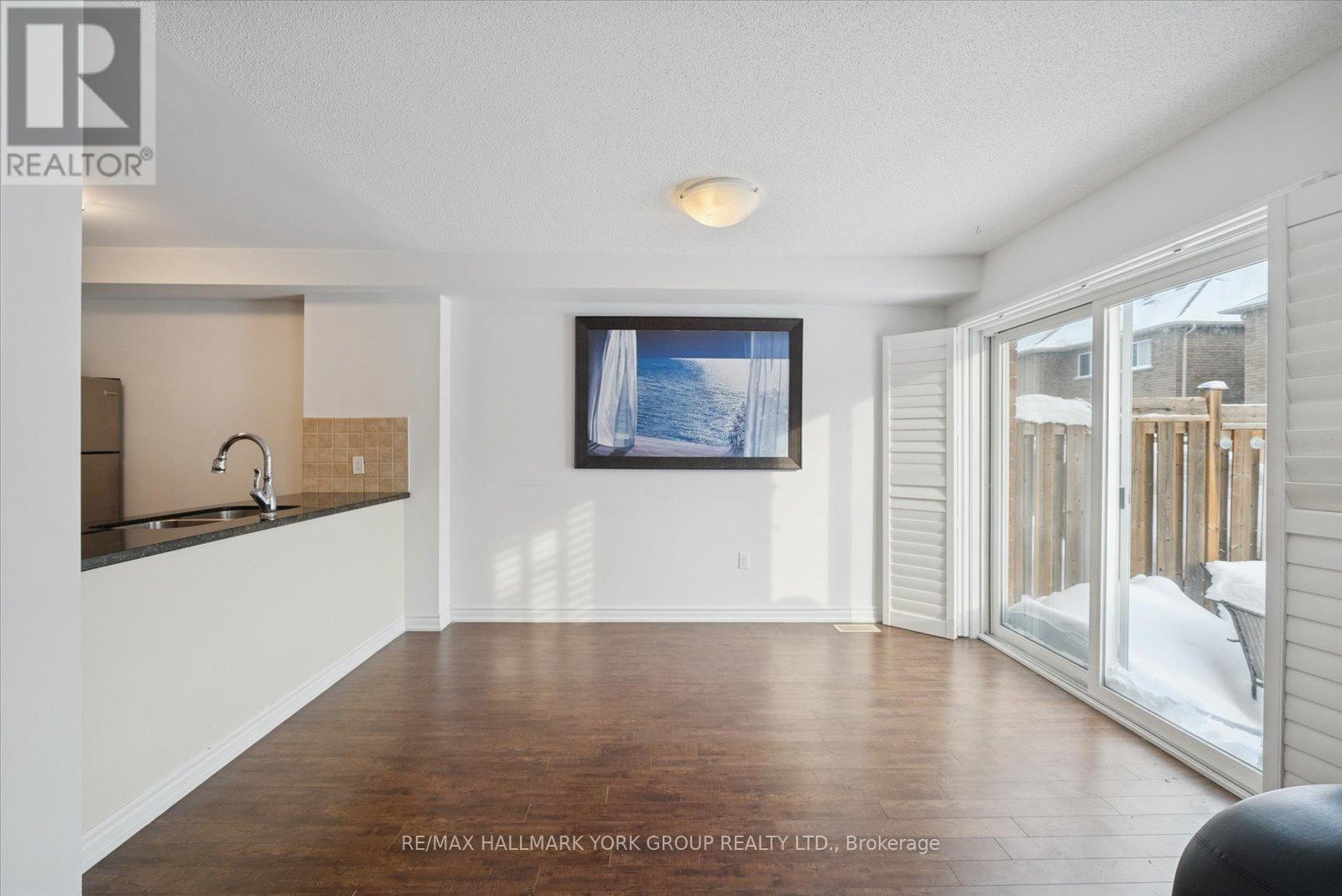 70 - 50 Southwoods Crescent, Barrie, ON - Indoor