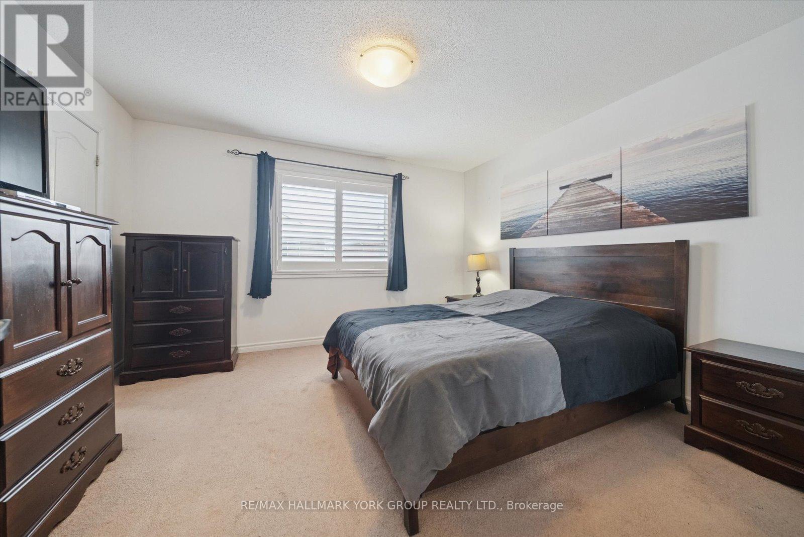 70 - 50 Southwoods Crescent, Barrie, ON - Indoor Photo Showing Bedroom