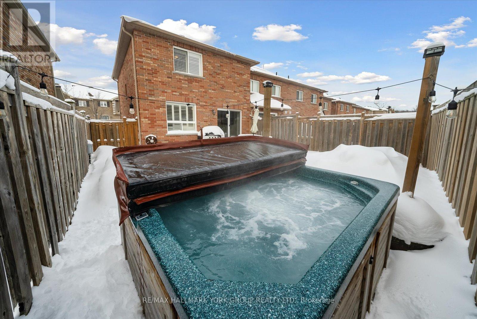 70 - 50 Southwoods Crescent, Barrie, ON - Outdoor With Exterior