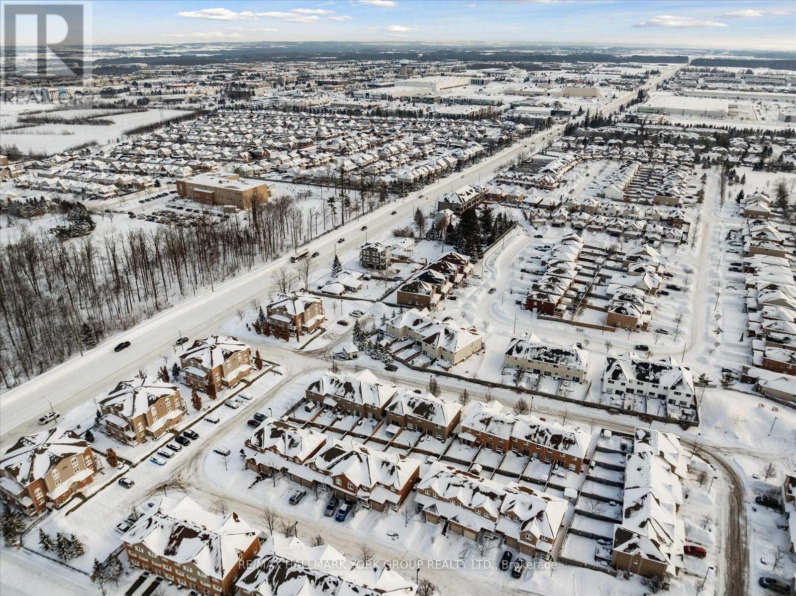 70 - 50 Southwoods Crescent, Barrie, ON - Outdoor With View