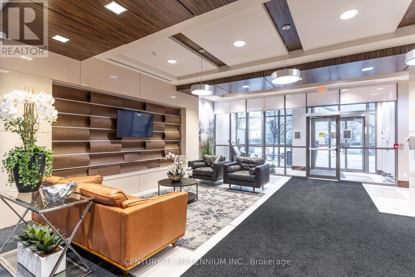 1607 - 339 Rathburn Road W, Mississauga, ON - Indoor Photo Showing Other Room