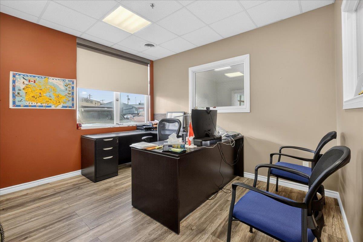 101 5621-5677 99 Street, Edmonton, AB