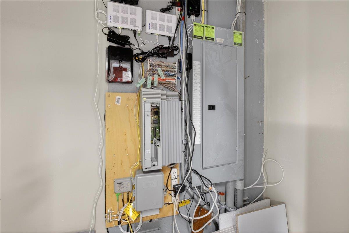 101 5621-5677 99 Street, Edmonton, AB