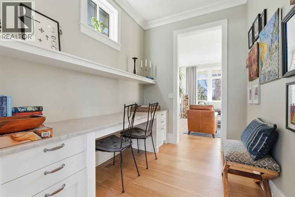 214 39 Avenue Sw, Calgary, AB - Indoor