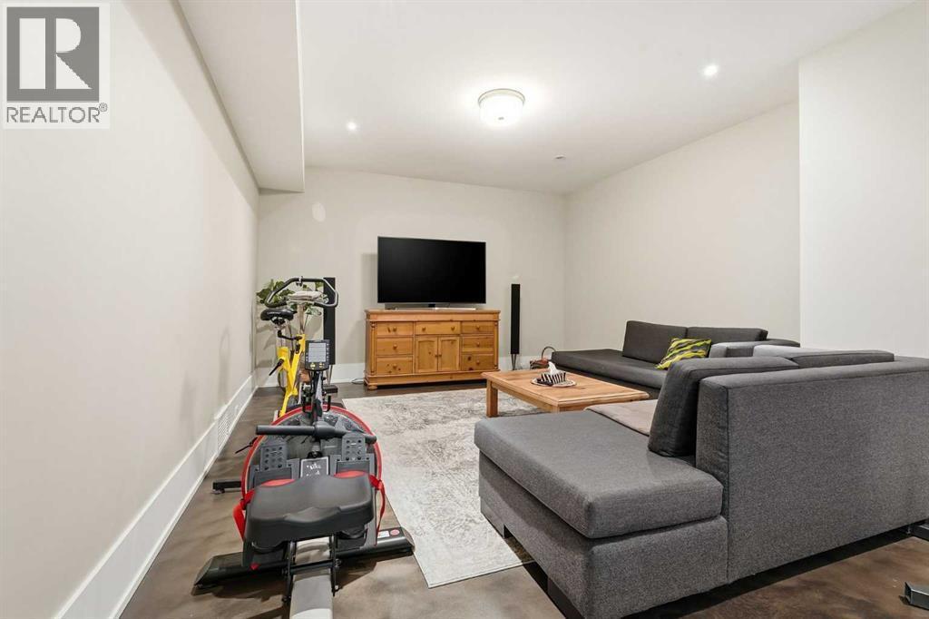 214 39 Avenue Sw, Calgary, AB - Indoor