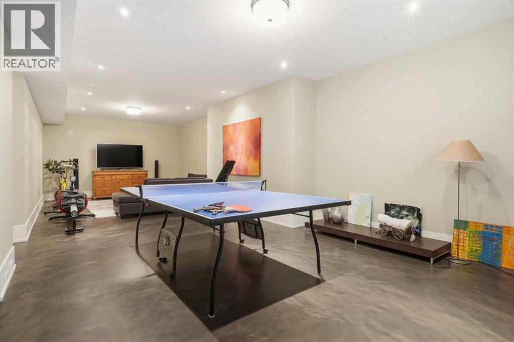 214 39 Avenue Sw, Calgary, AB - Indoor Photo Showing Other Room