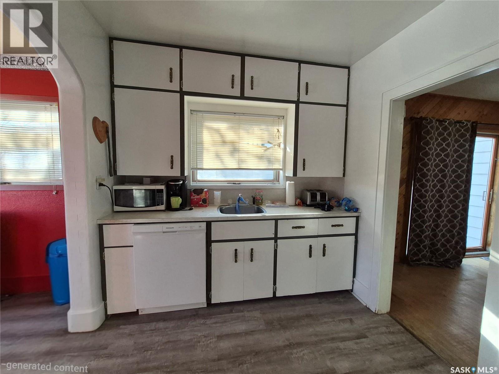 133 1St Street W, Ponteix, SK
