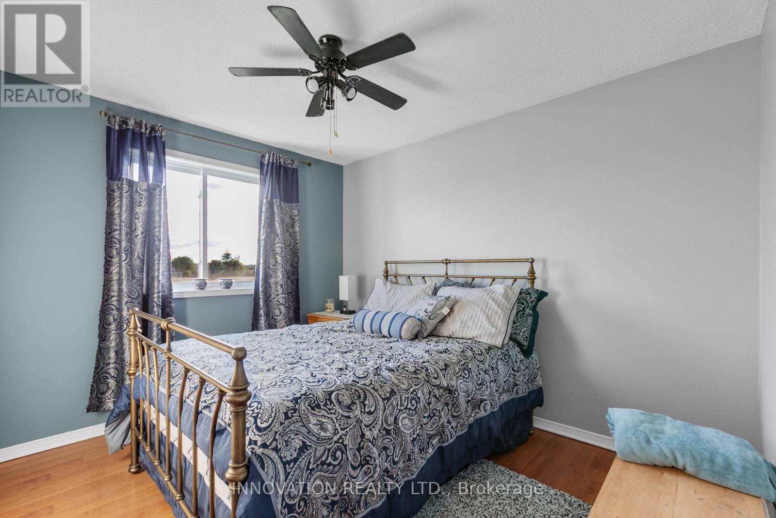 105 Cricket Crescent, Ottawa, ON - Indoor Photo Showing Bedroom