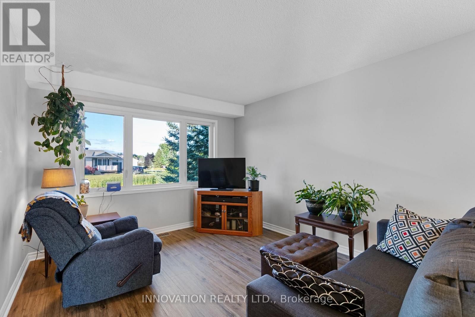 105 Cricket Crescent, Ottawa, ON - Indoor Photo Showing Other Room