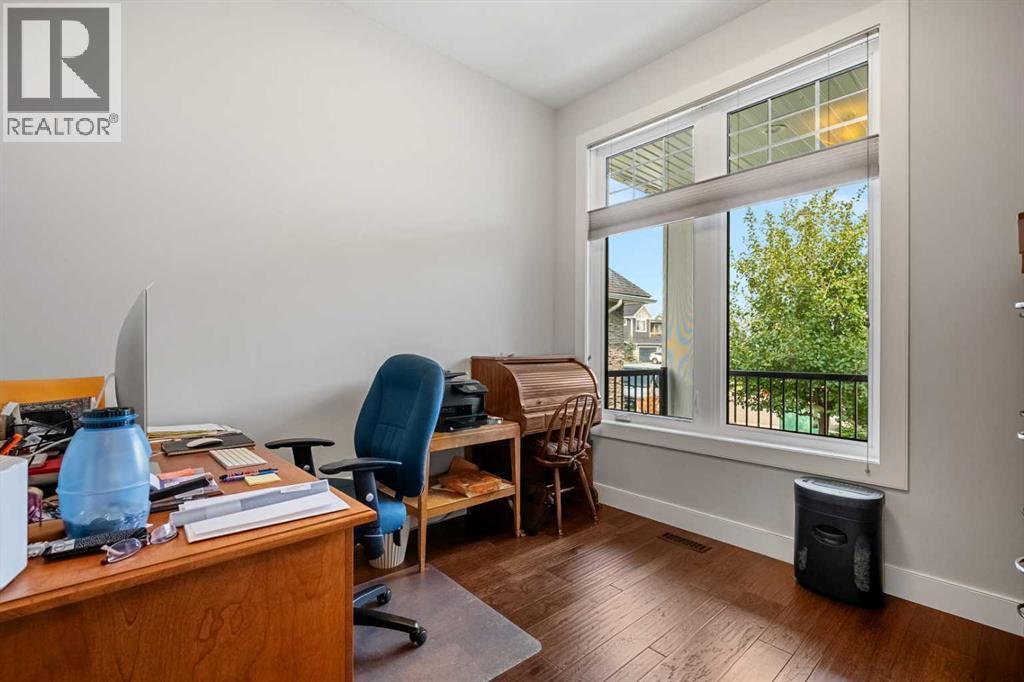 2253 Bayside Road Sw, Airdrie, AB - Indoor Photo Showing Office