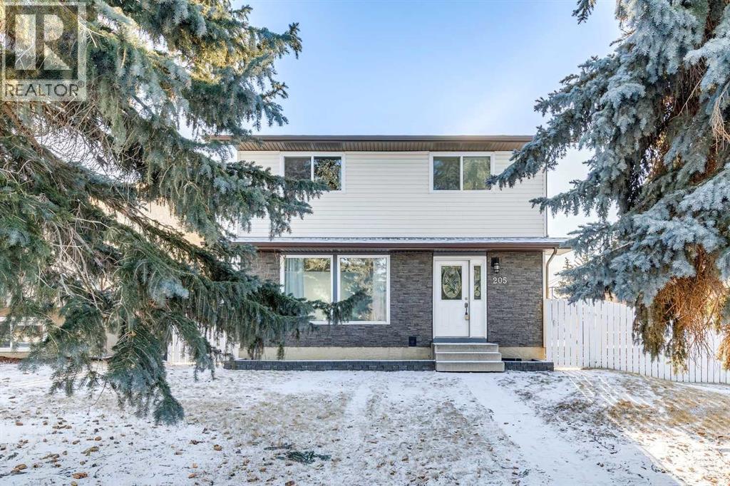 205 Acacia Drive Se, Airdrie, AB - Outdoor
