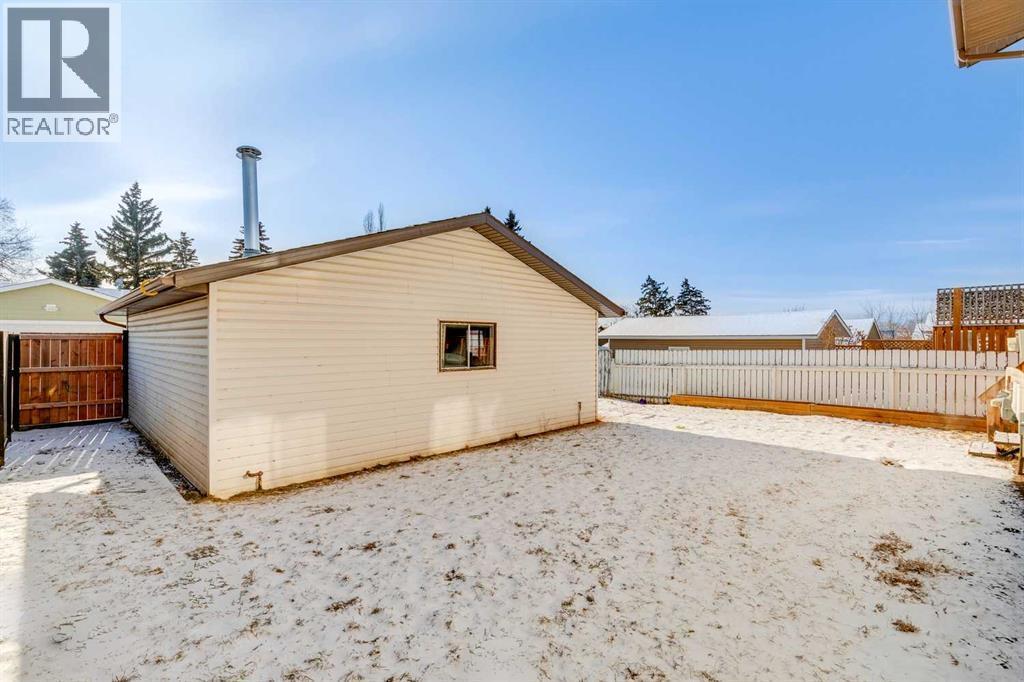 205 Acacia Drive Se, Airdrie, AB - Outdoor With Exterior