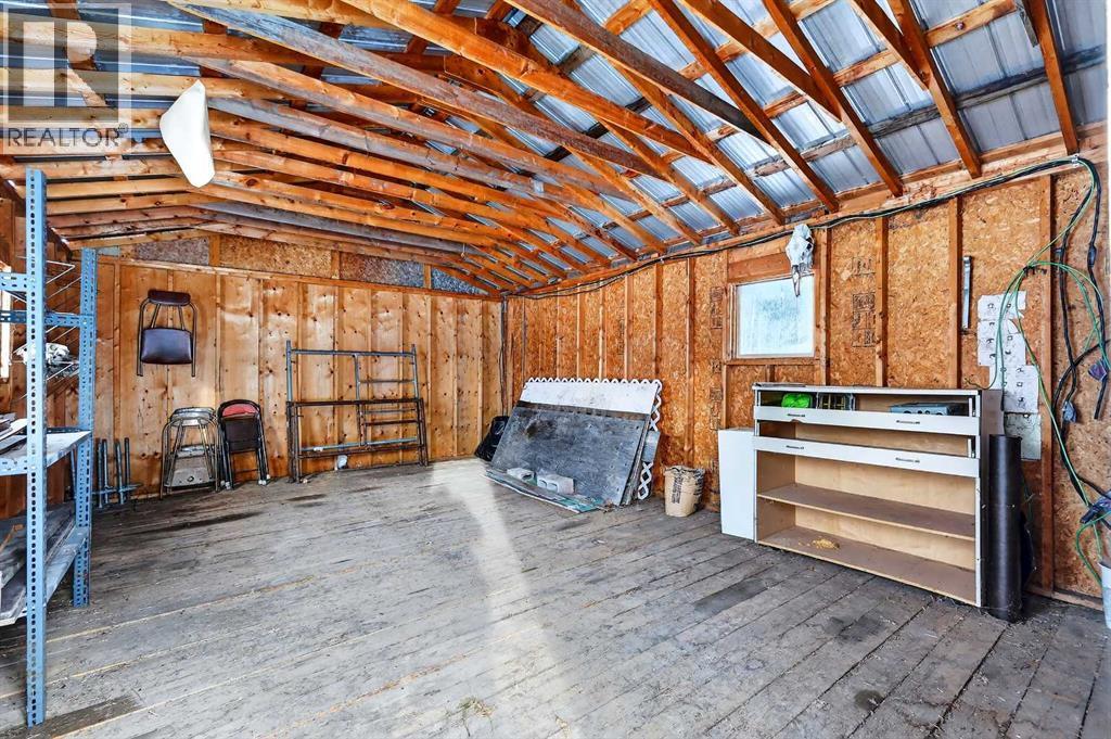 33235 Range Road 64, Rural Mountain View County, AB - Indoor Photo Showing Other Room