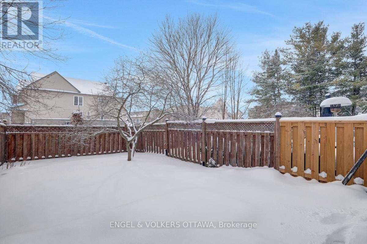 101 Halley Street, Ottawa, ON - Outdoor