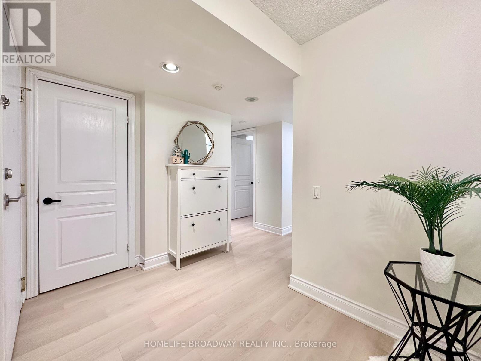521 - 15 Northtown Way, Toronto, ON - Indoor Photo Showing Other Room