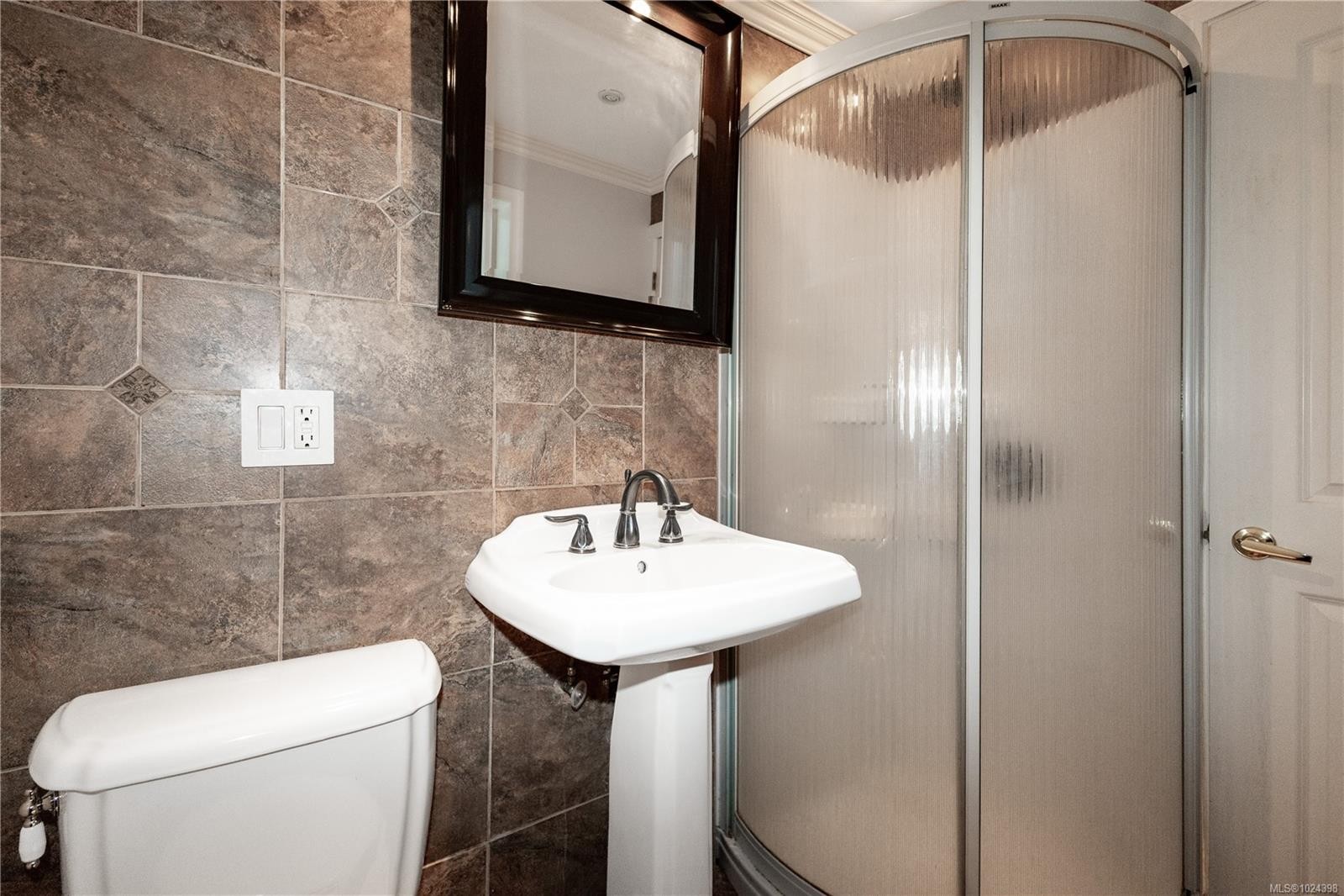 691 Victoria Cres, Campbell River, BC