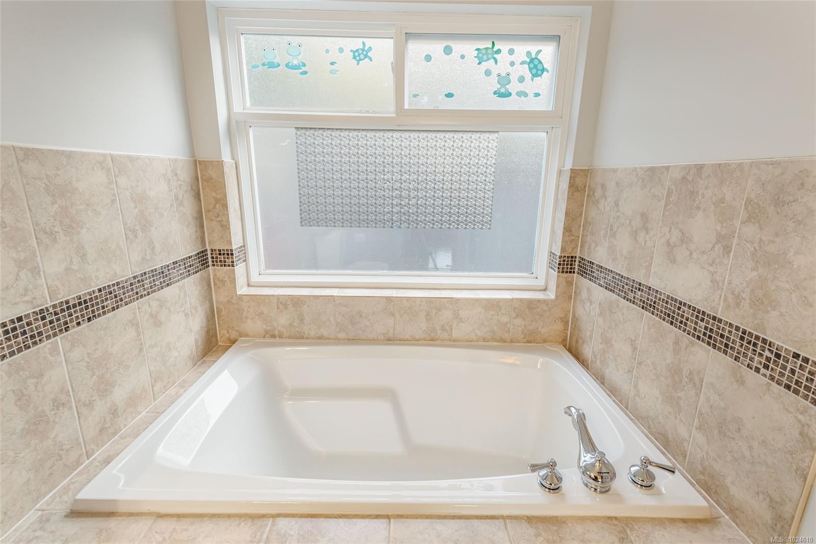 4299 Gulfview Dr, Nanaimo, BC