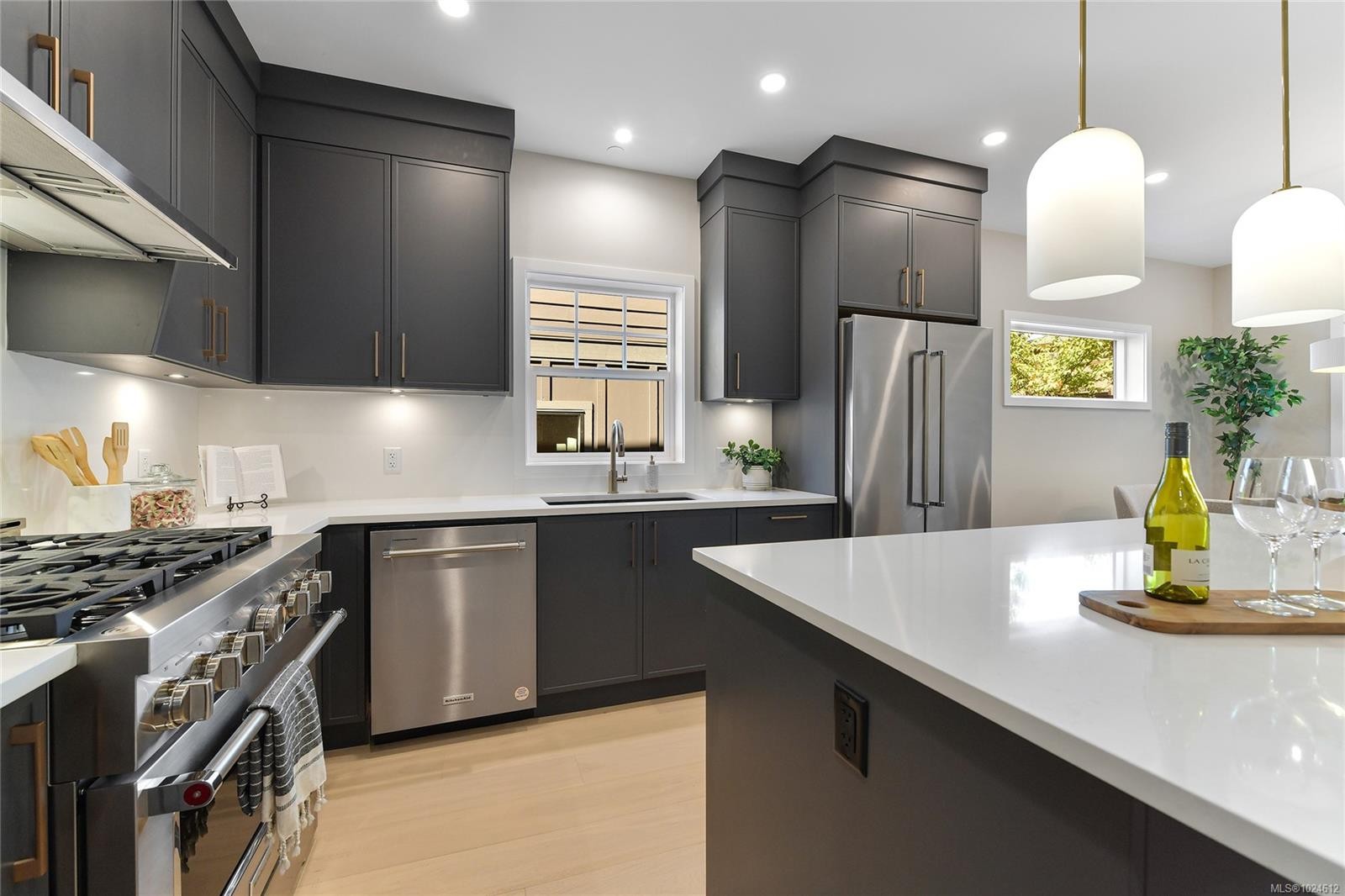 6983 Hagan Rd, Central Saanich, BC