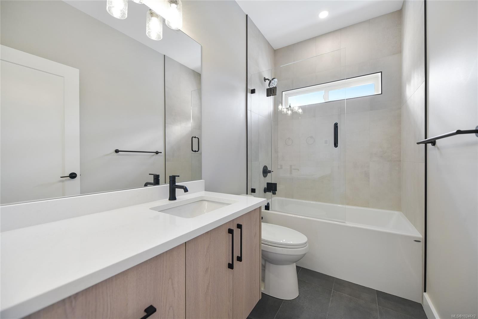 6983 Hagan Rd, Central Saanich, BC