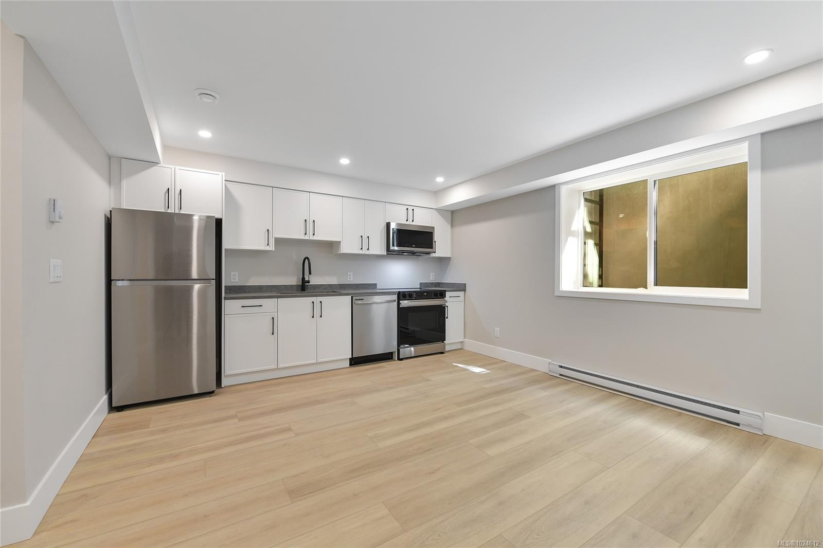 6983 Hagan Rd, Central Saanich, BC