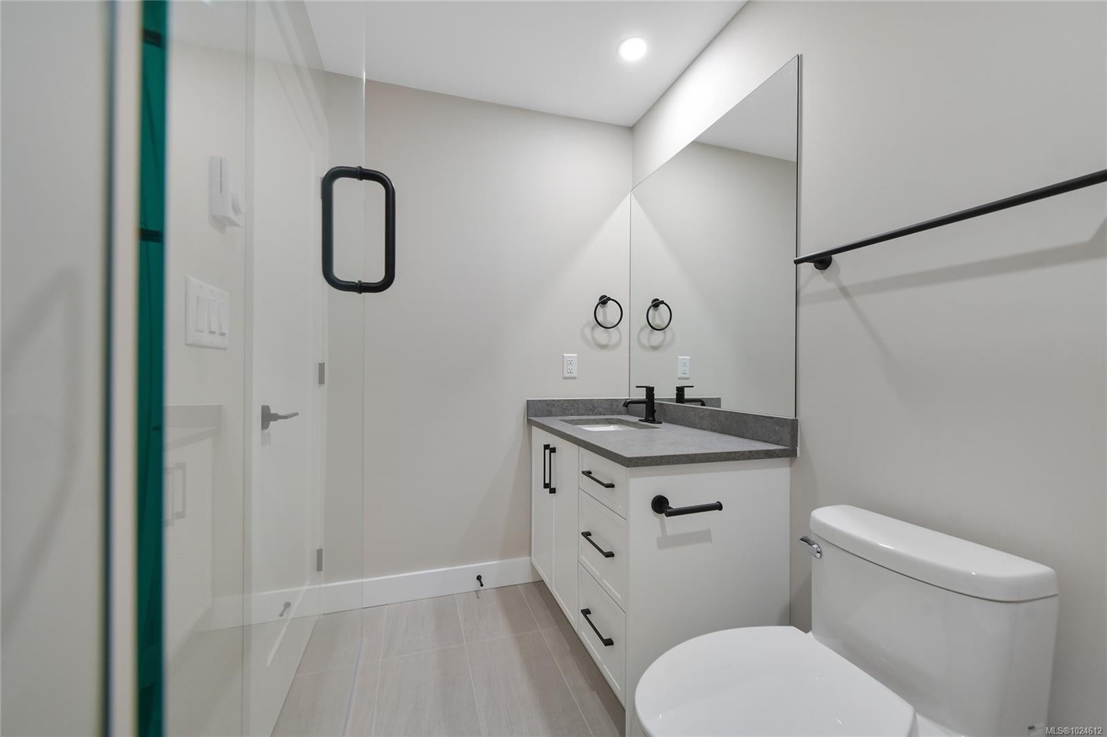 6983 Hagan Rd, Central Saanich, BC