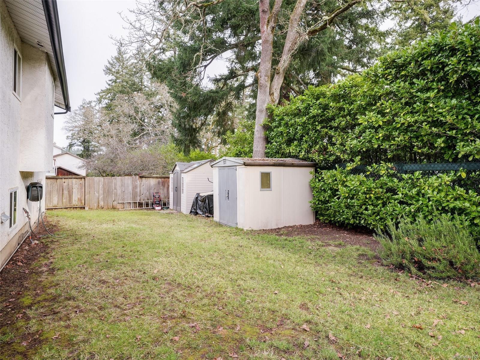 1091 Baldwin Pl, Saanich, BC