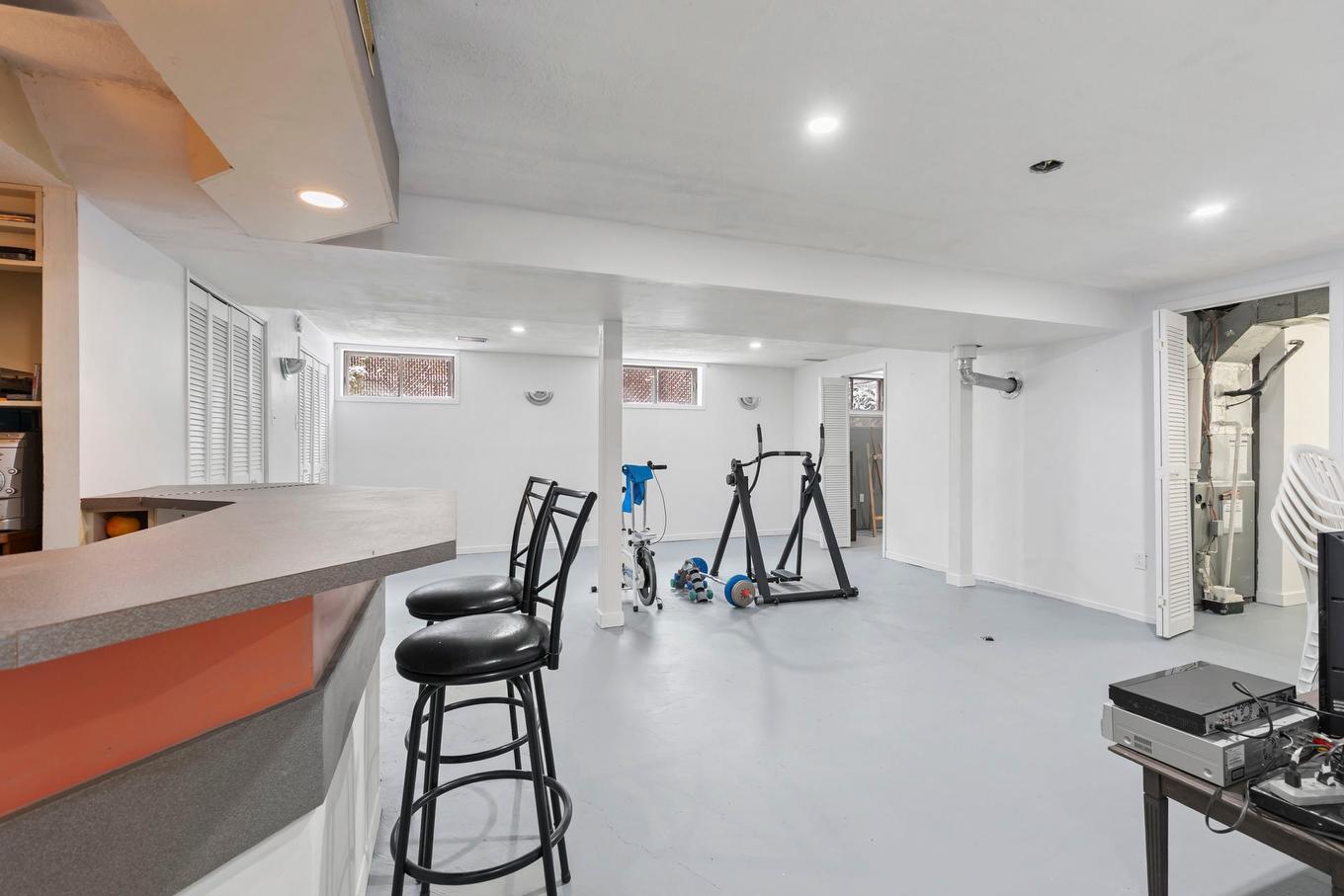 Sous-sol - 8400 Boul. Pelletier, Brossard, QC - Indoor