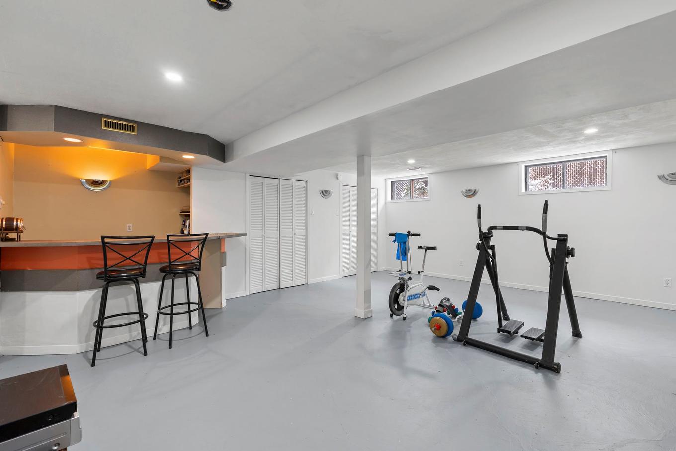 Sous-sol - 8400 Boul. Pelletier, Brossard, QC - Indoor Photo Showing Gym Room